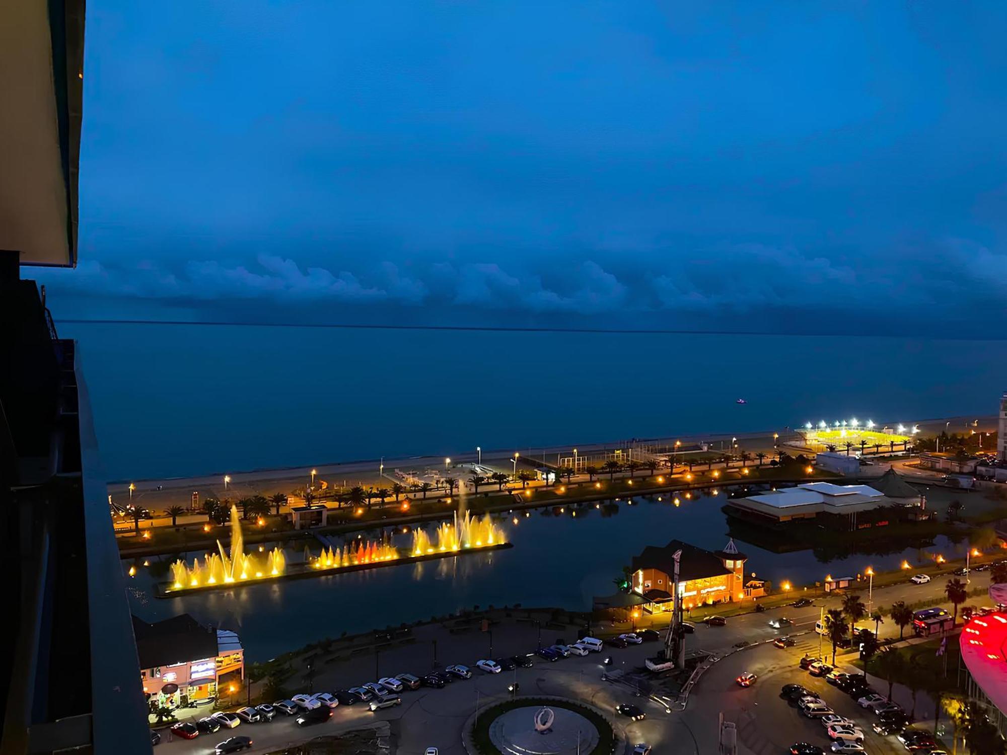 Orbi Panoramic Aparthotel Batumi Eksteriør billede